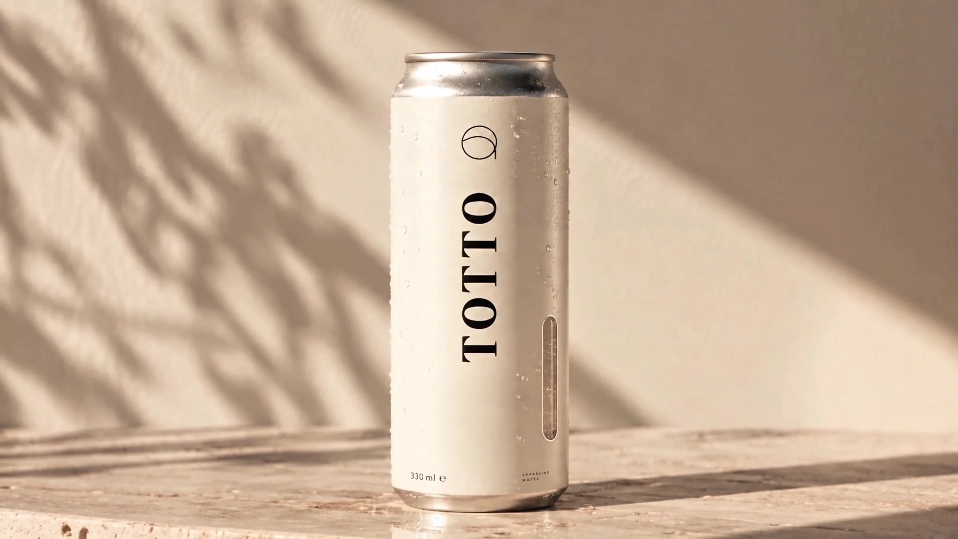 Totto water can